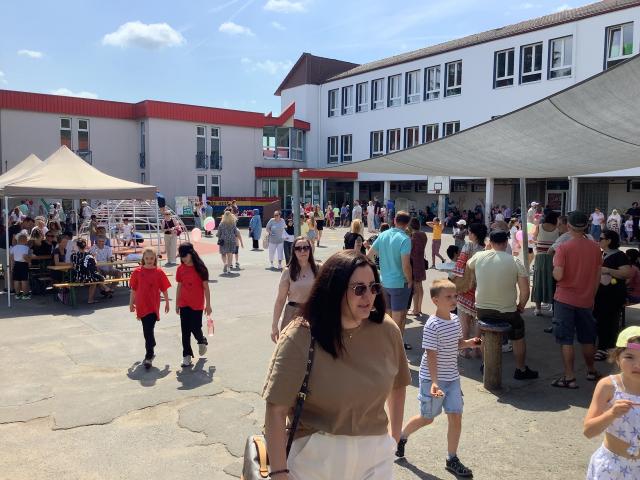 Schulfest26.14